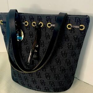 Dooney& Bourke s monogrammed